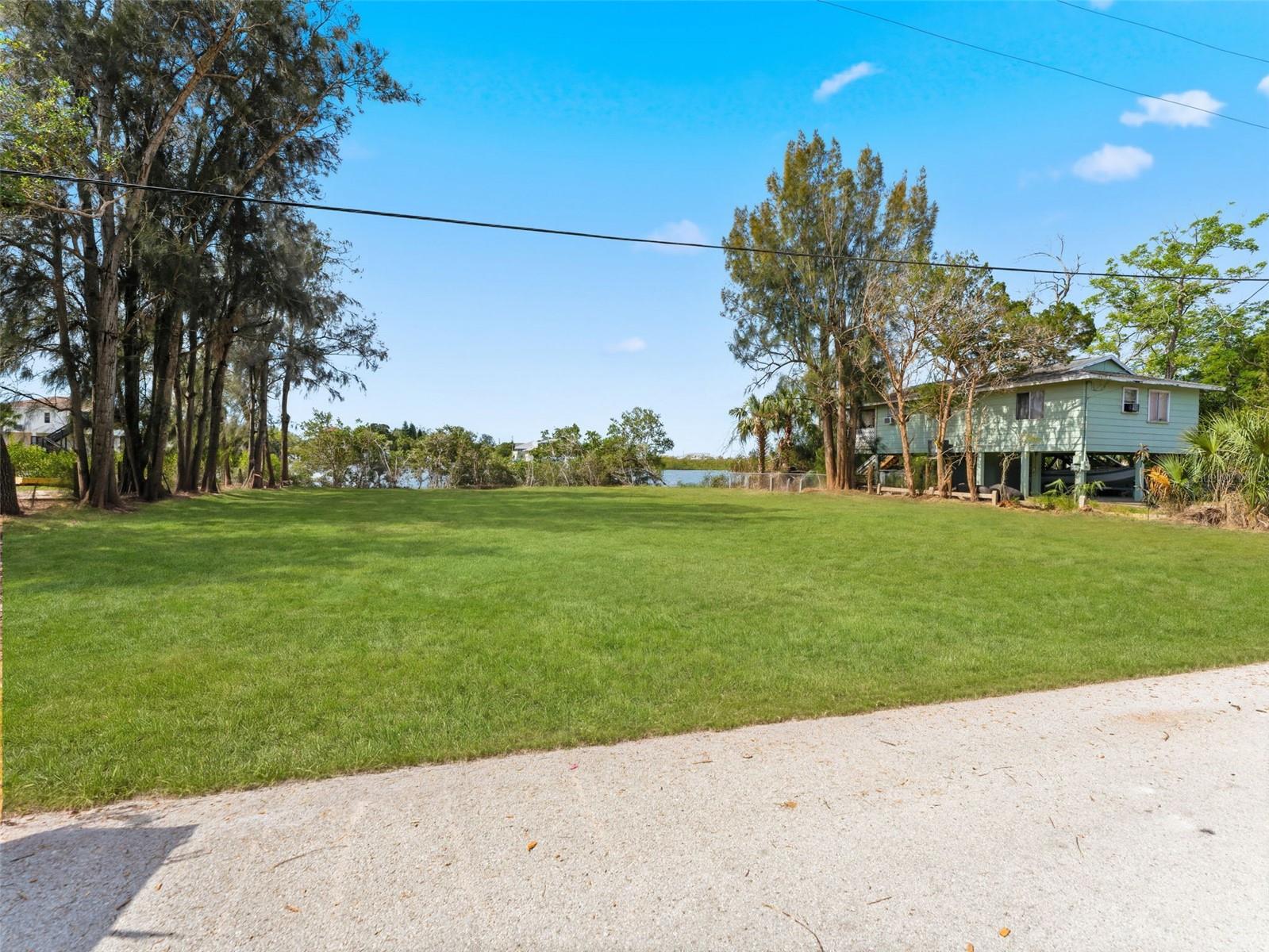 6646 SEAVIEW BLVD, HUDSON, FL, 34667