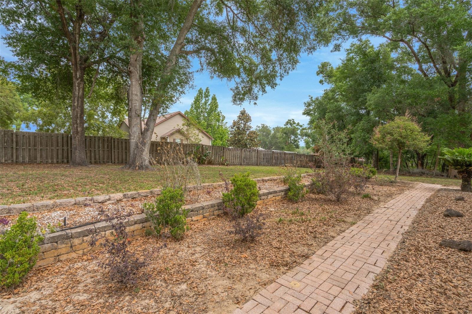 35745 OLD CLINTON AVE, DADE CITY, FL, 33525