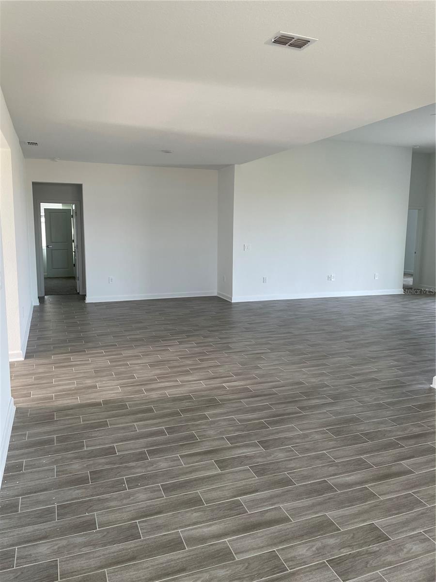 7152 DILLY LAKE AVE, GROVELAND, FL, 34736