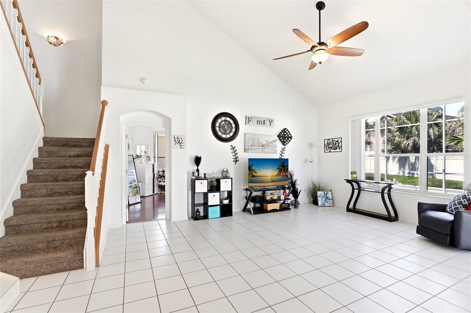 130 WESTMORELAND CIR, KISSIMMEE, FL, 34744
