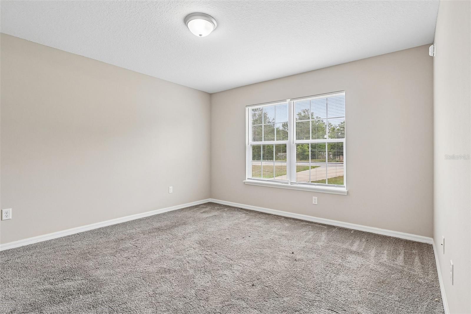 223 MALAUKA RD, OCKLAWAHA, FL, 32179