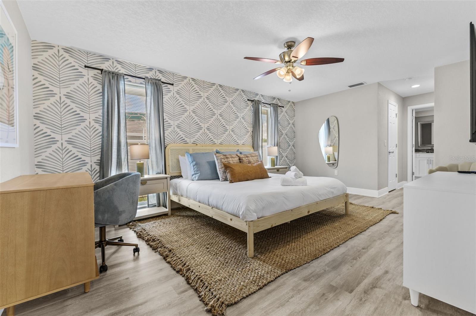 10656 FRANCES LN, LARGO, FL, 33774