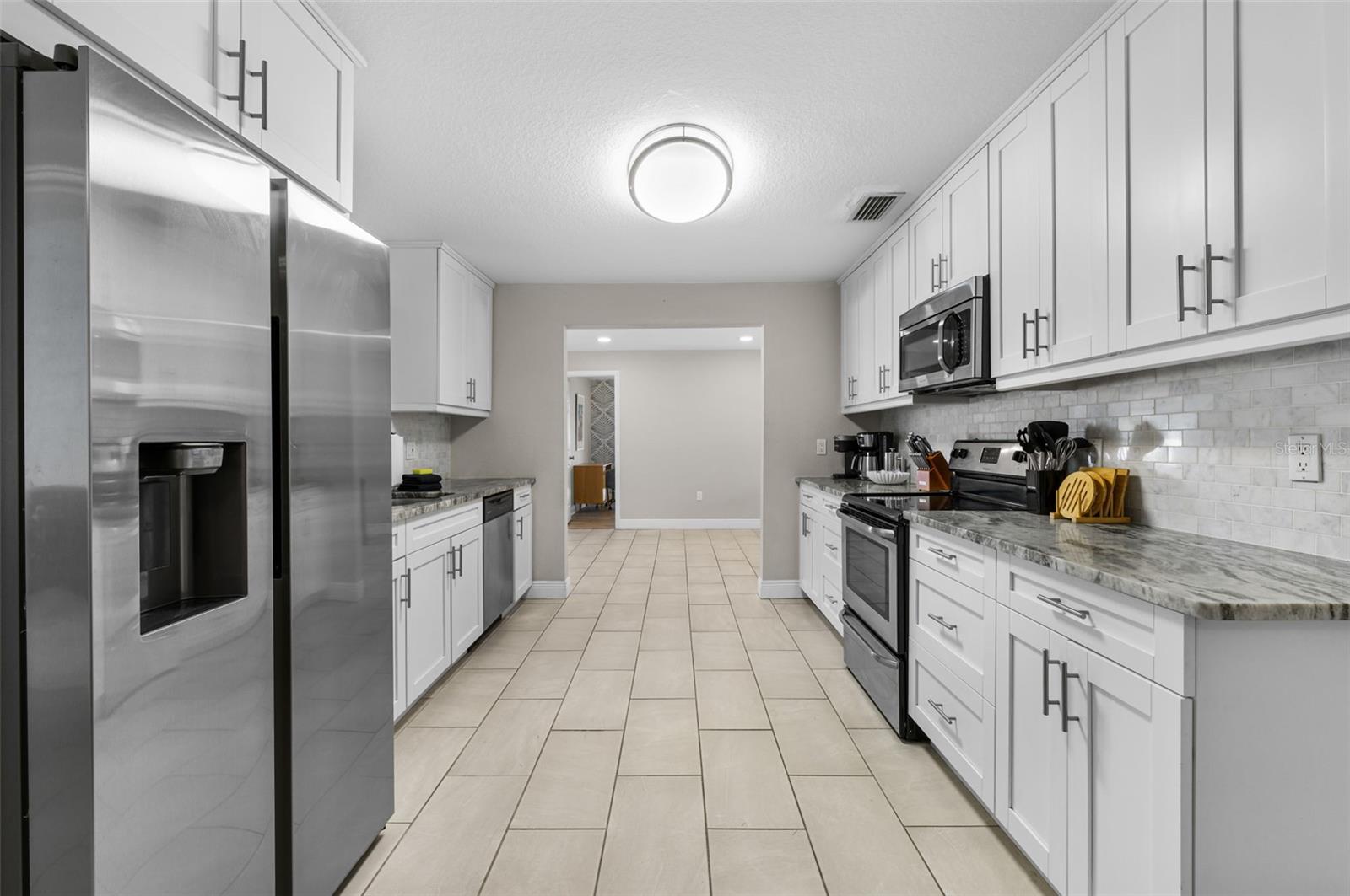 10656 FRANCES LN, LARGO, FL, 33774