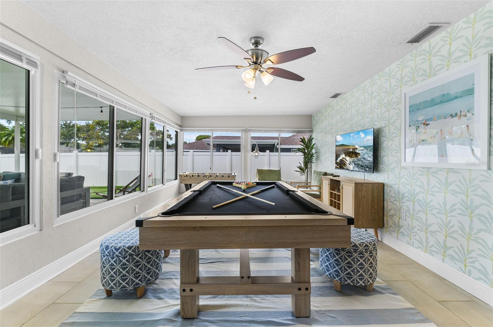 10656 FRANCES LN, LARGO, FL, 33774