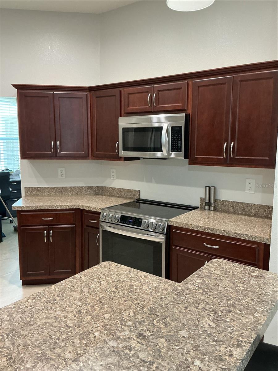 13262 CROWELL RD, BROOKSVILLE, FL, 34613