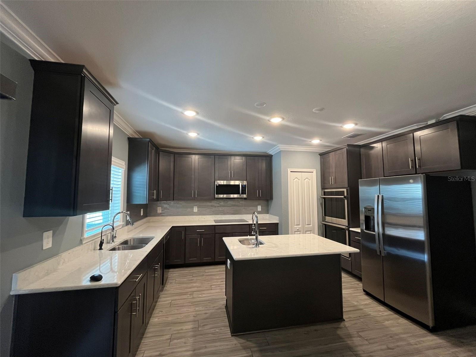 1575 SUNSET PRESERVE WAY, PORT CHARLOTTE, FL, 33953