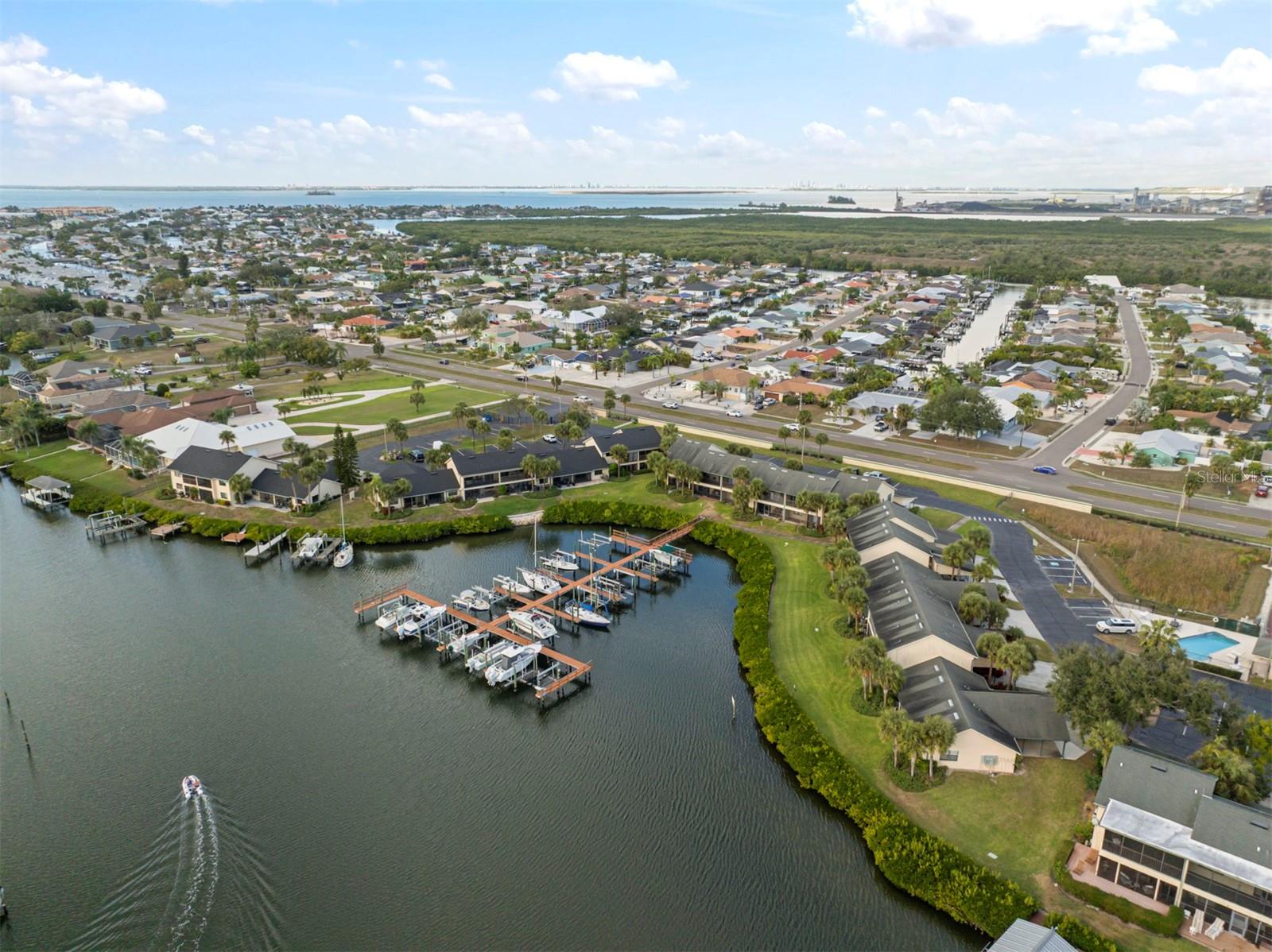 634 YARDARM DR, APOLLO BEACH, FL, 33572