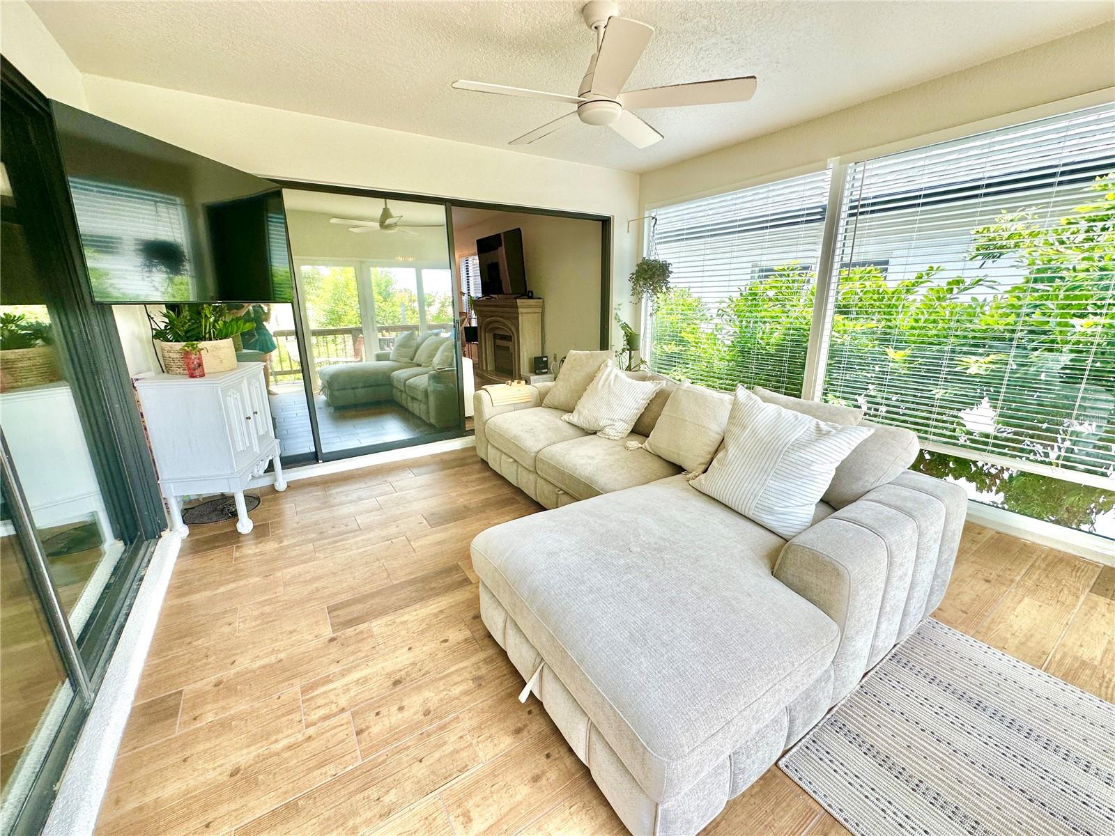 631 SAND LAKE CT, MOUNT DORA, FL, 32757