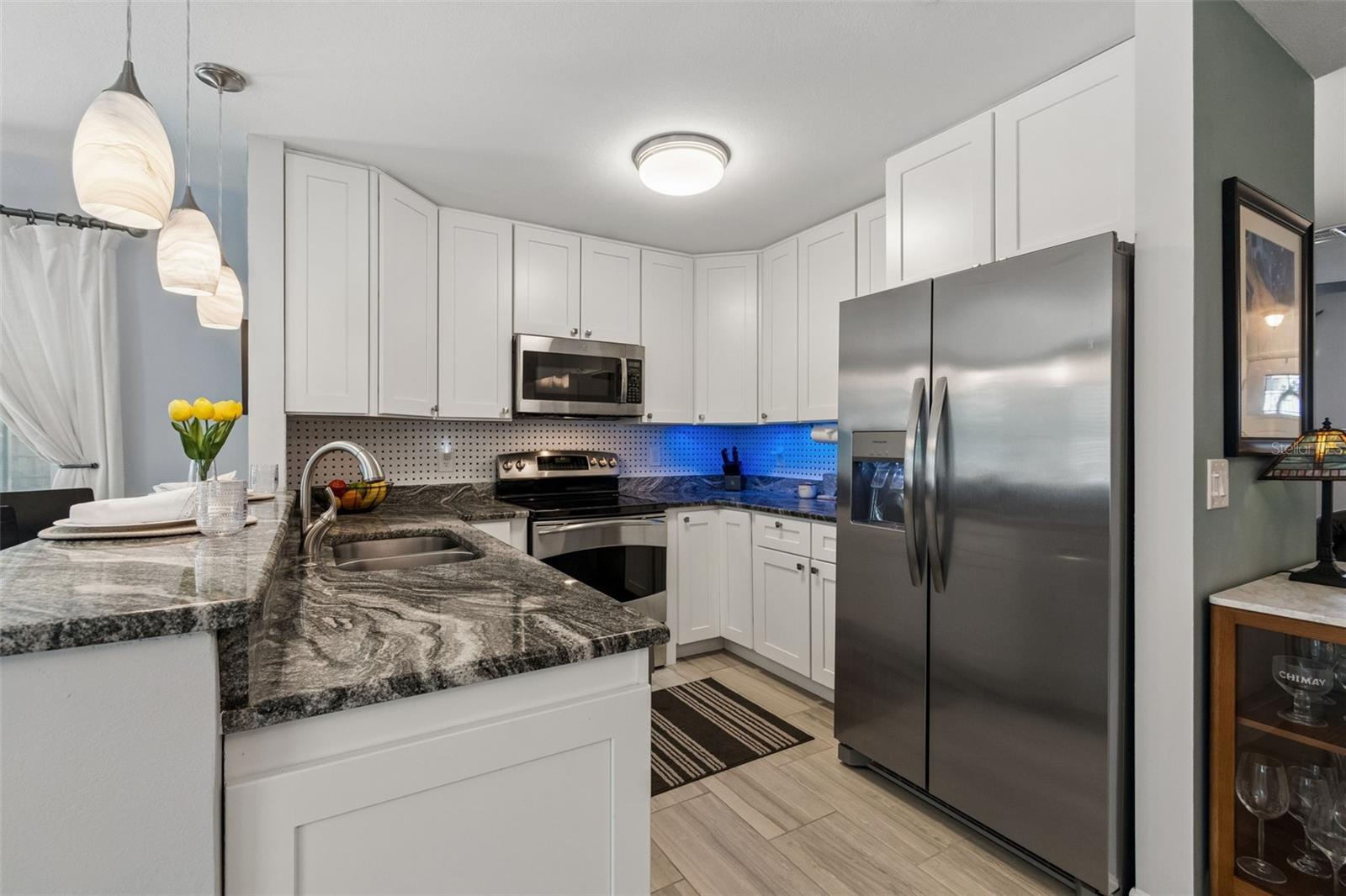 4323 PINE MEADOW TER, SARASOTA, FL, 34233