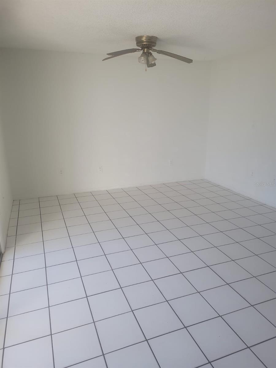 804 SKY LAKE CIR #B, ORLANDO, FL, 32809