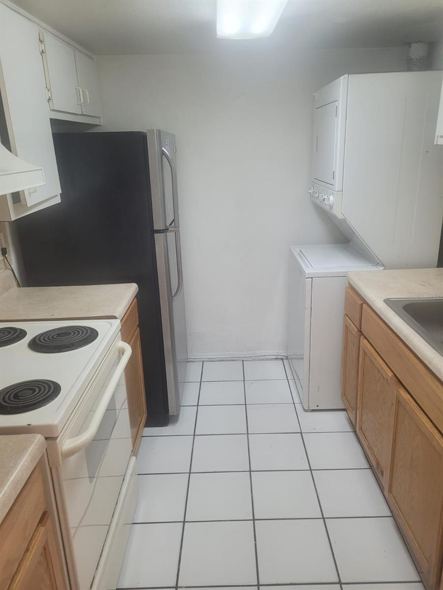 804 SKY LAKE CIR #B, ORLANDO, FL, 32809