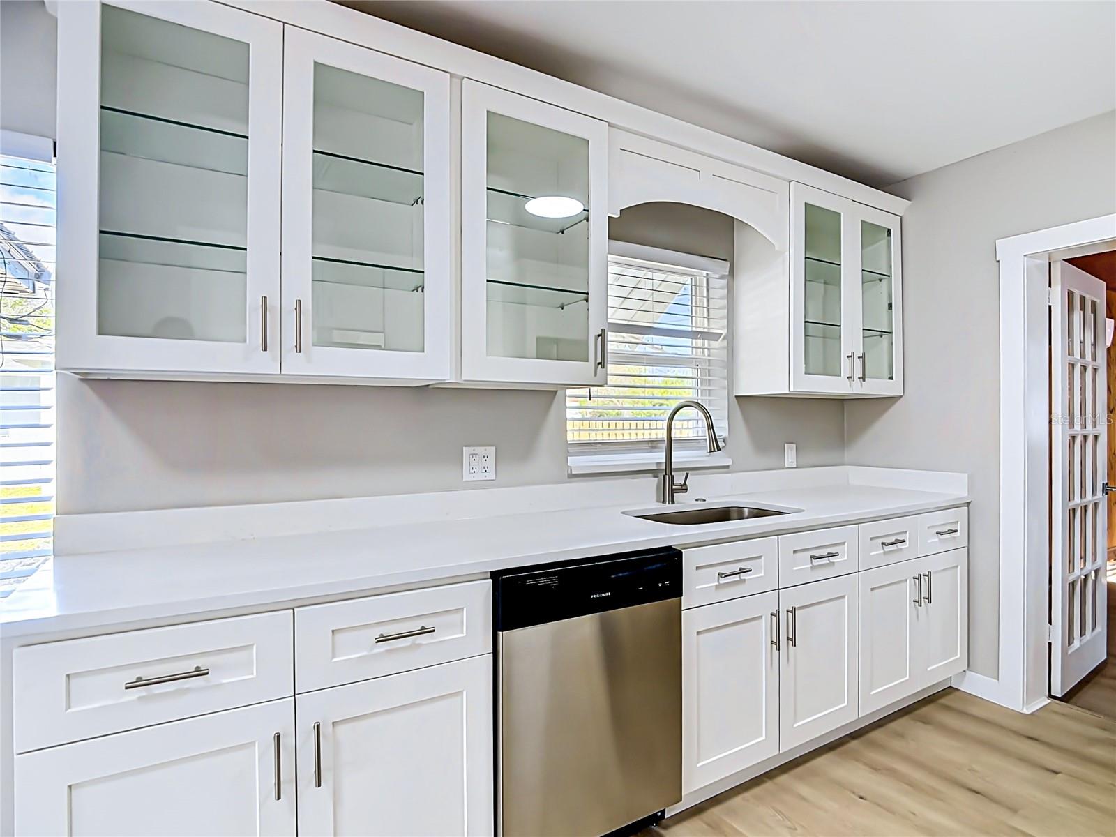 616 E EDGEWOOD DR, LAKELAND, FL, 33803