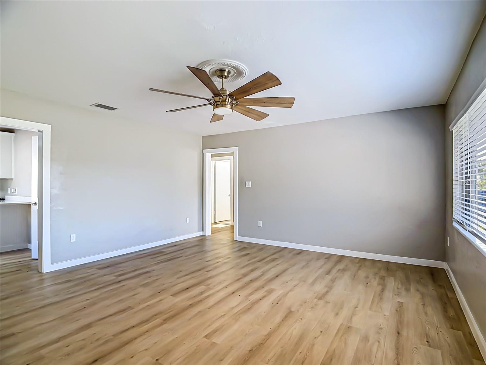 616 E EDGEWOOD DR, LAKELAND, FL, 33803