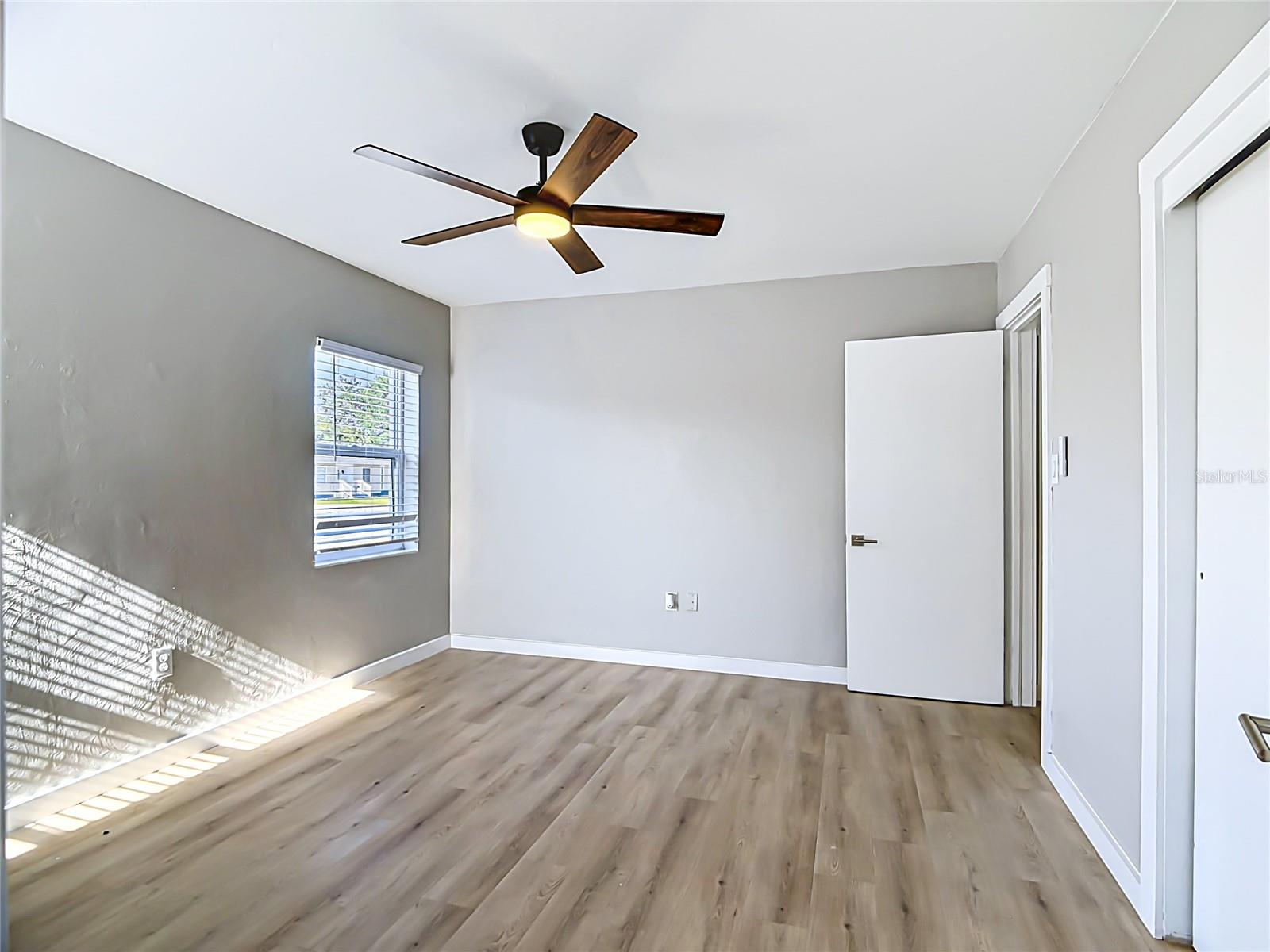 616 E EDGEWOOD DR, LAKELAND, FL, 33803