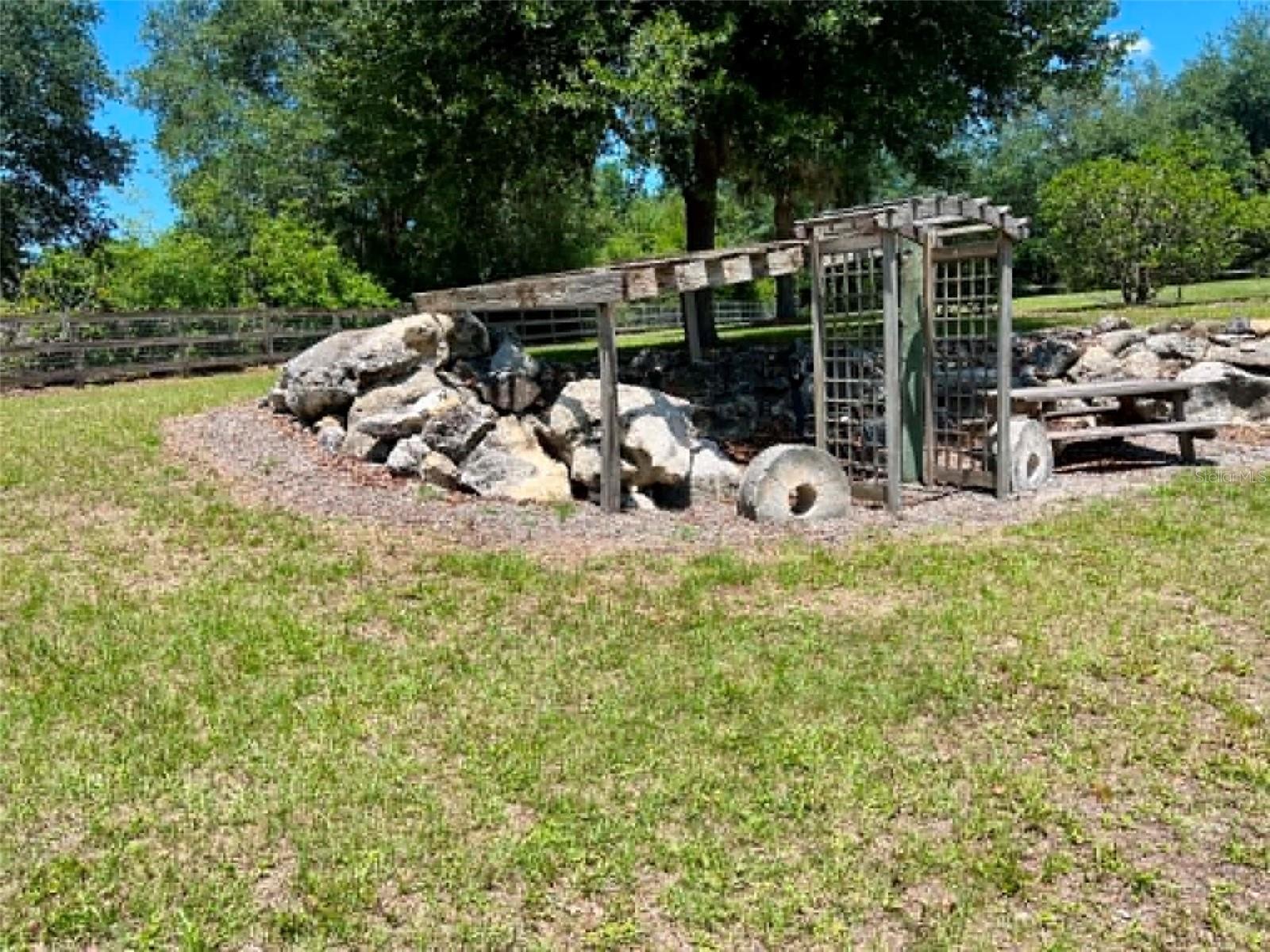 3325 S HWY 314A, OCKLAWAHA, FL, 32179