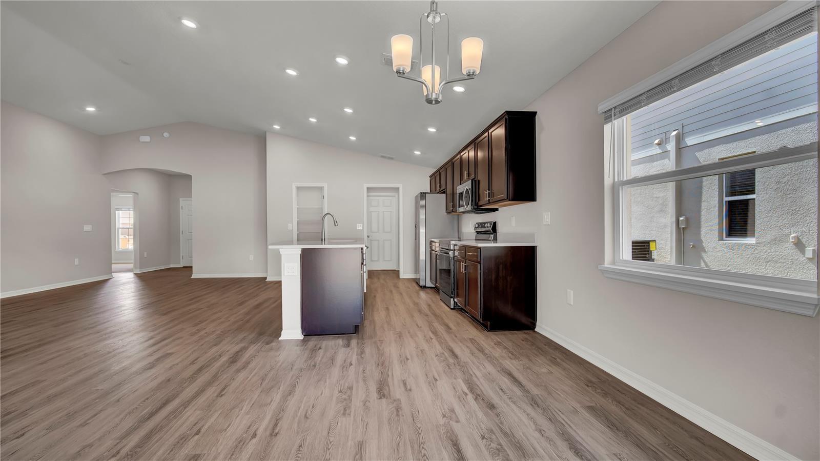 1005 MOUNTAIN FLOWER LN, DAVENPORT, FL, 33837