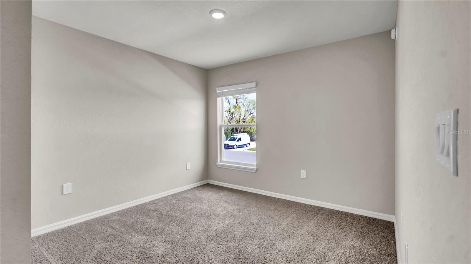 1005 MOUNTAIN FLOWER LN, DAVENPORT, FL, 33837