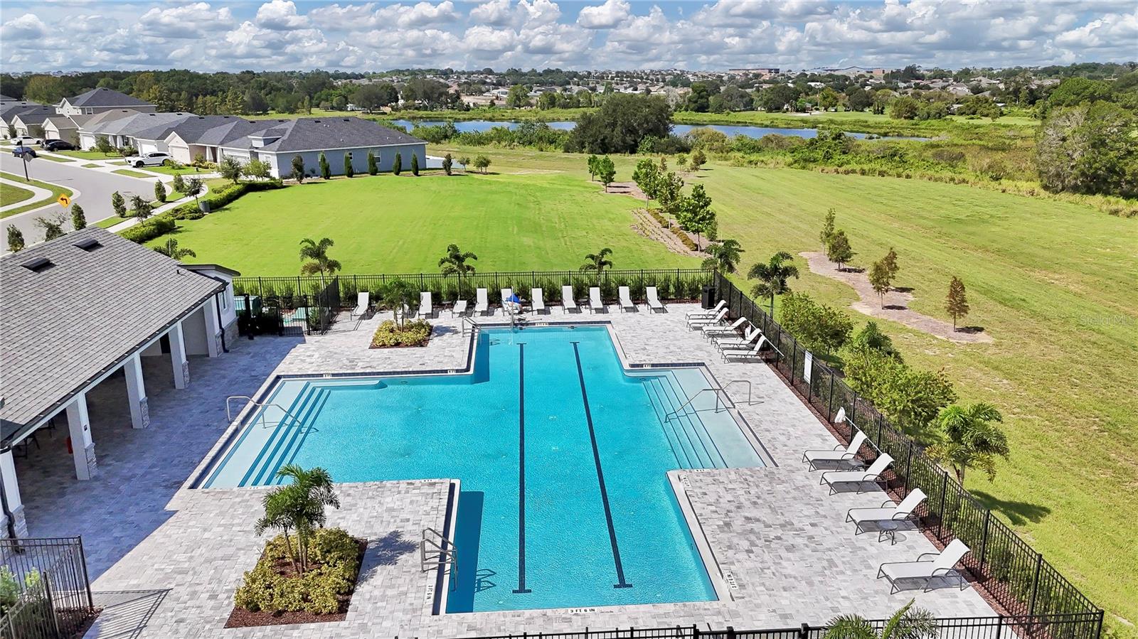 1005 MOUNTAIN FLOWER LN, DAVENPORT, FL, 33837