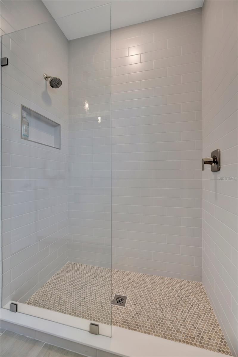 1124 WATERLINE CT, SARASOTA, FL, 34240