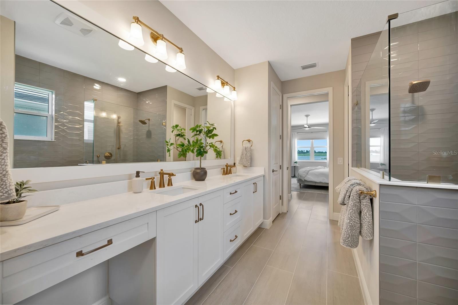 1124 WATERLINE CT, SARASOTA, FL, 34240