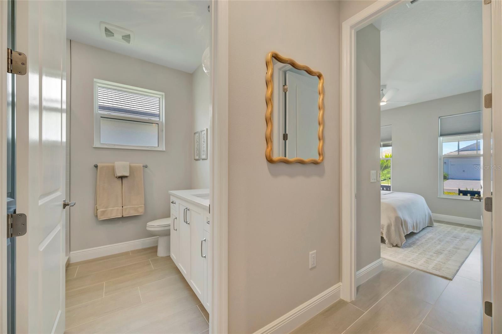 1124 WATERLINE CT, SARASOTA, FL, 34240