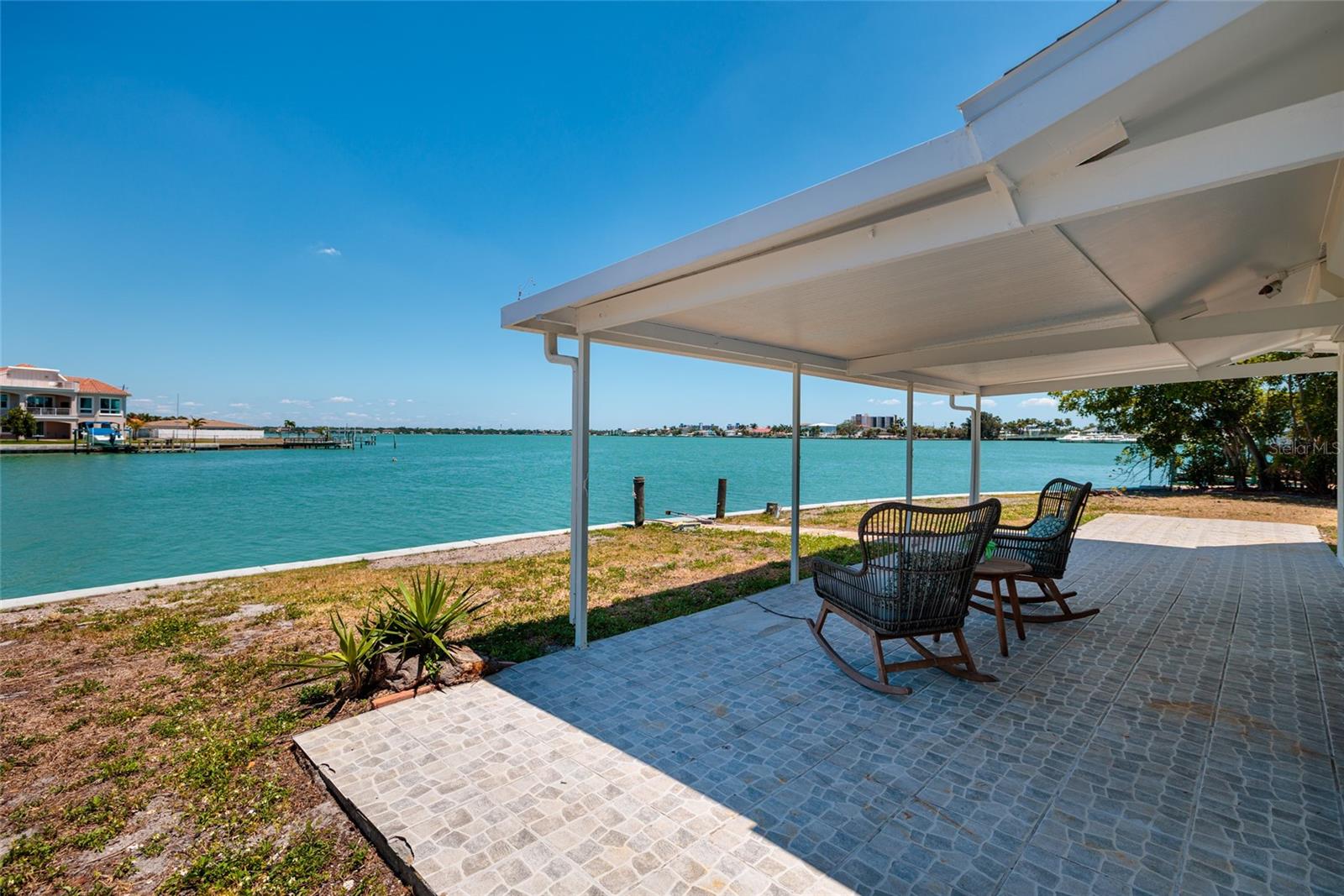 11055 4TH ST E, TREASURE ISLAND, FL, 33706