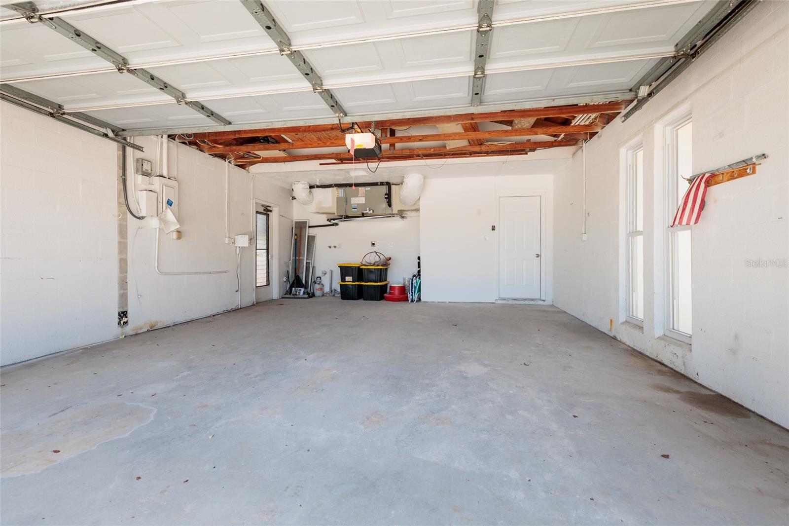11055 4TH ST E, TREASURE ISLAND, FL, 33706