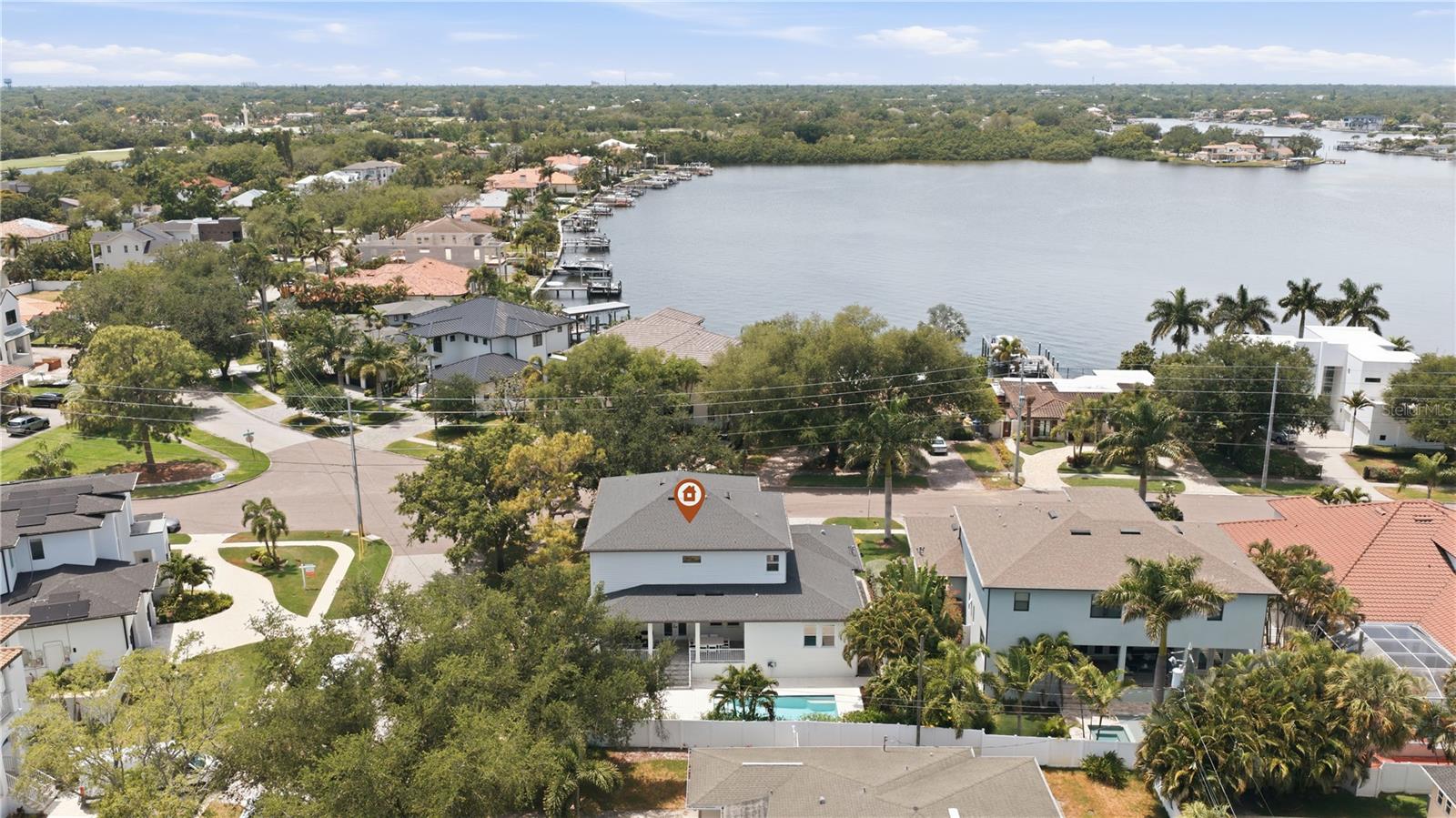 1001 CORDOVA BLVD NE, ST PETERSBURG, FL, 33704