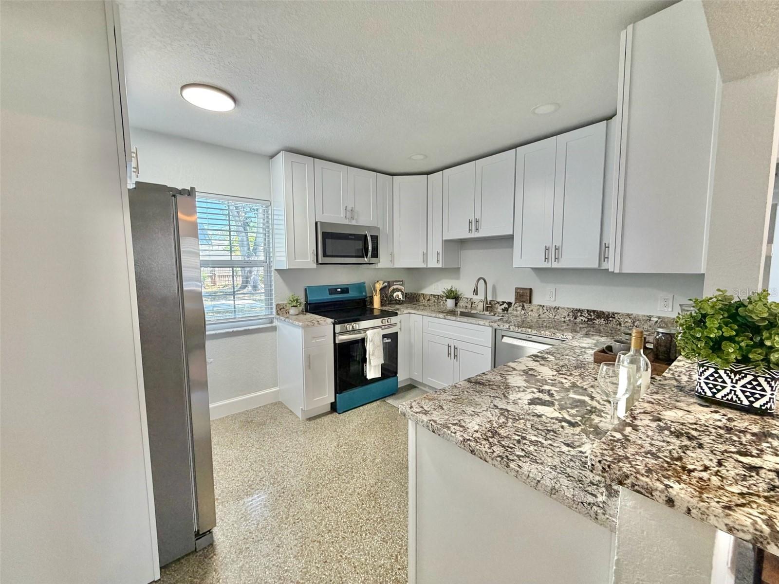 5731 66TH AVE N, PINELLAS PARK, FL, 33781