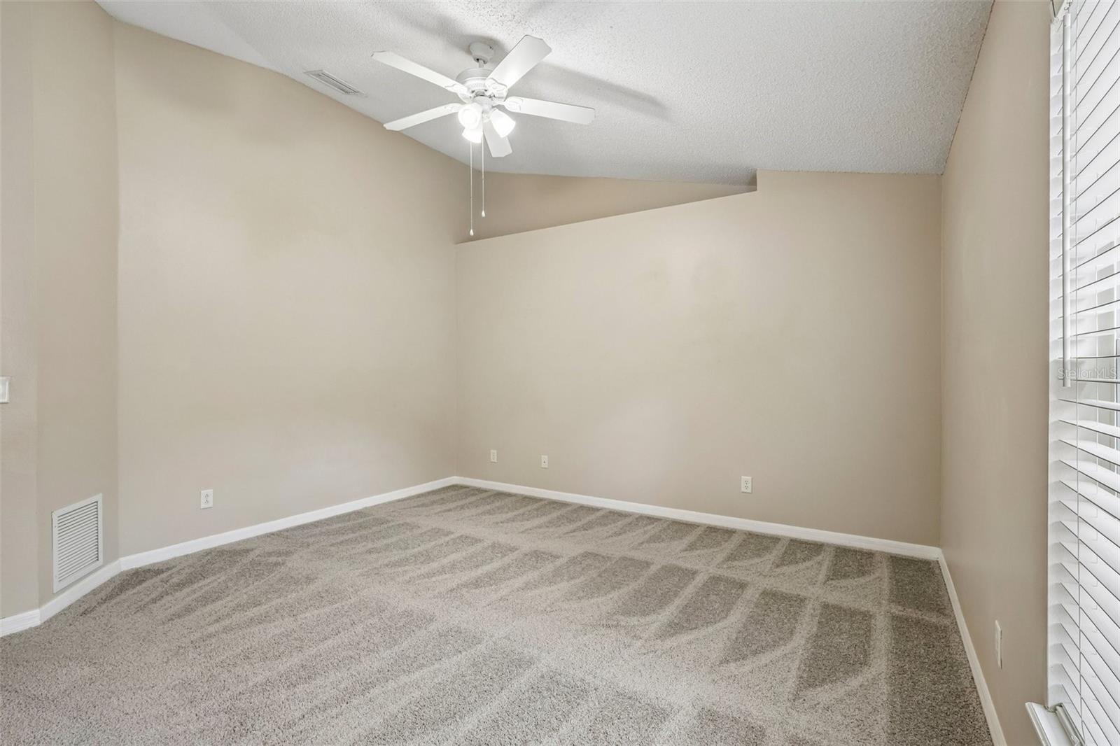 25002 HYDE PARK BLVD, LAND O LAKES, FL, 34639
