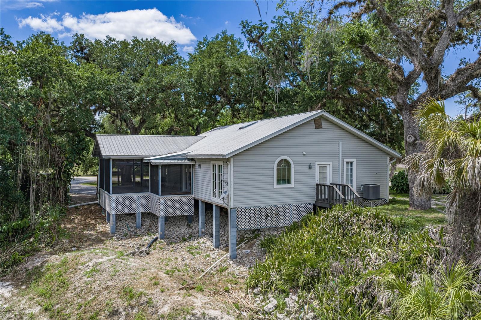 975 CALOOSA ESTATES DR, LABELLE, FL, 33935