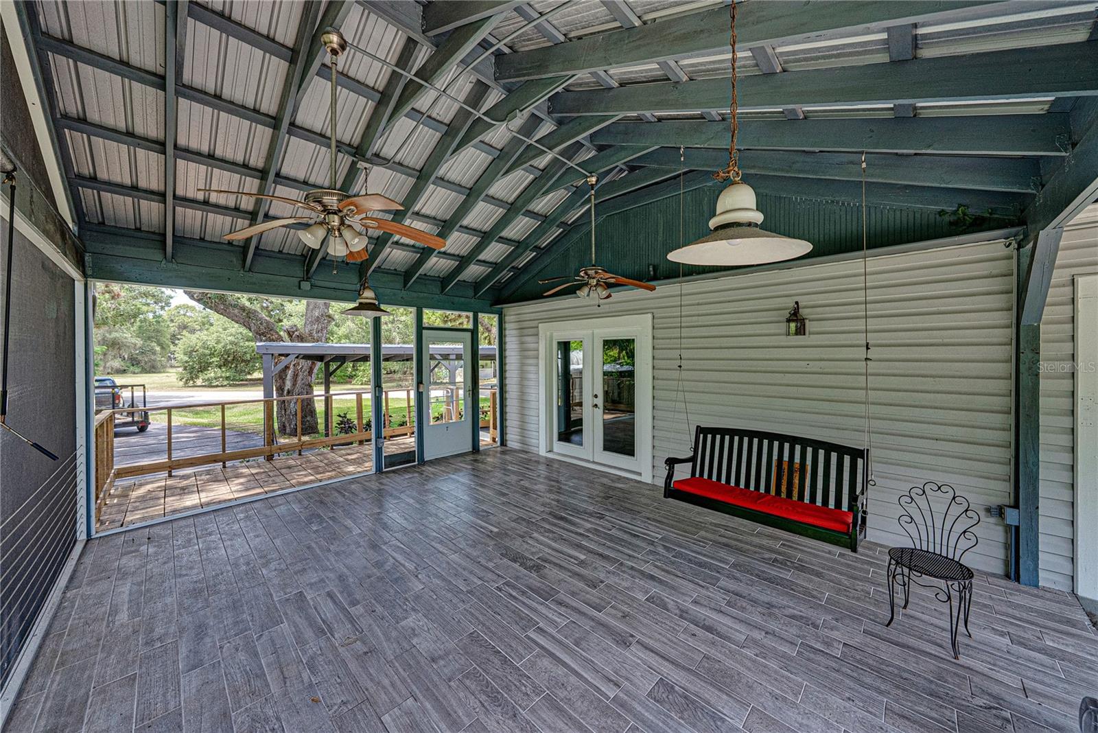 975 CALOOSA ESTATES DR, LABELLE, FL, 33935