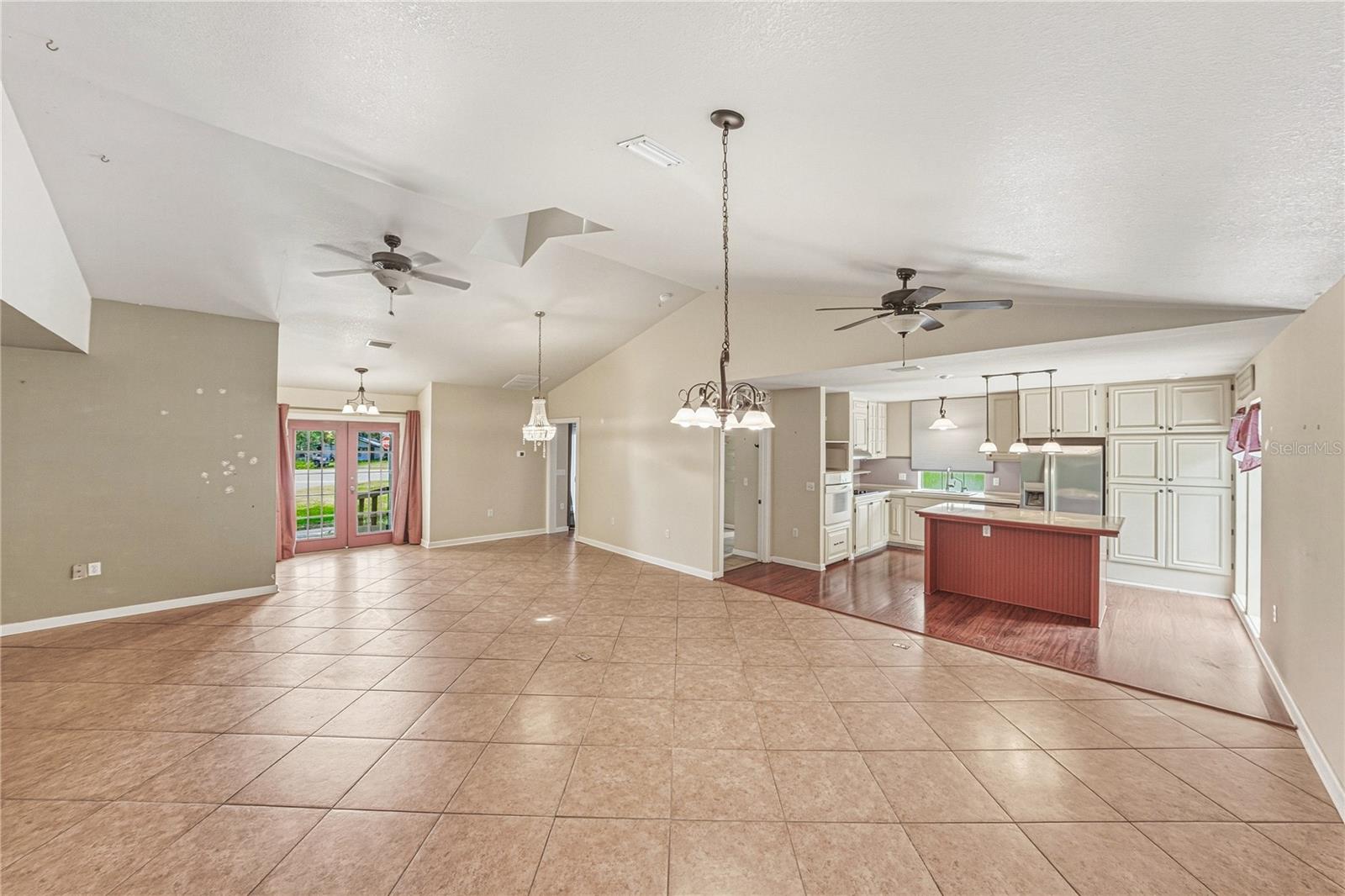 975 CALOOSA ESTATES DR, LABELLE, FL, 33935