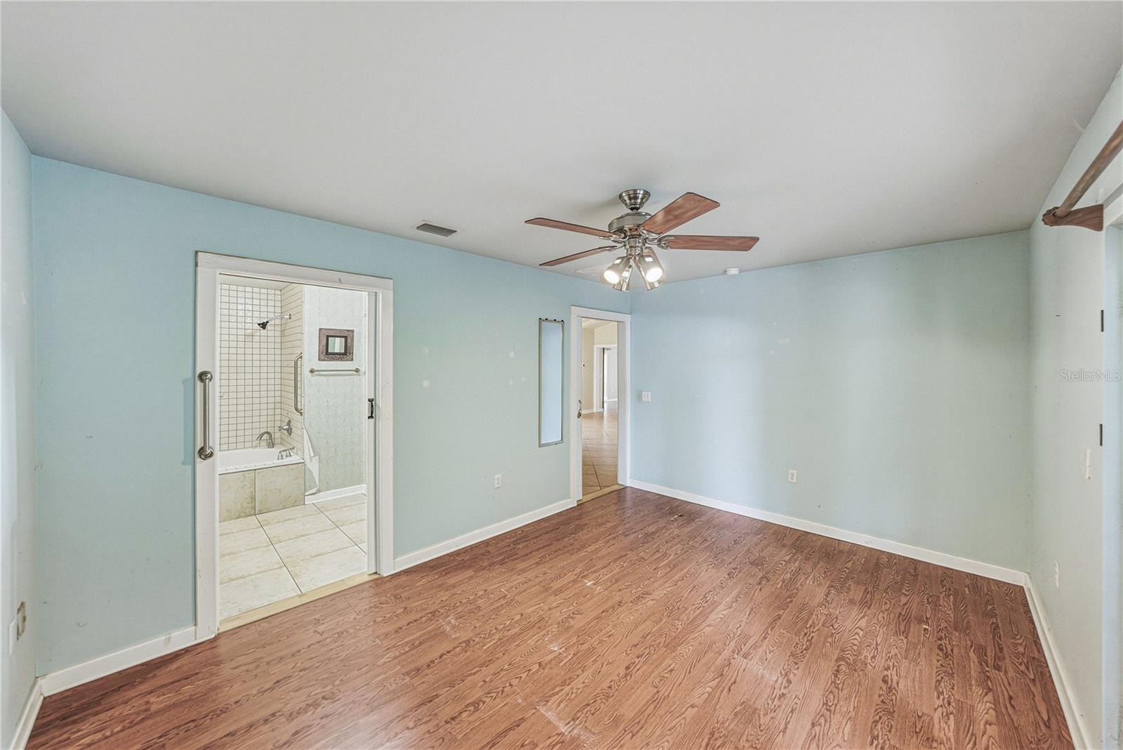 975 CALOOSA ESTATES DR, LABELLE, FL, 33935