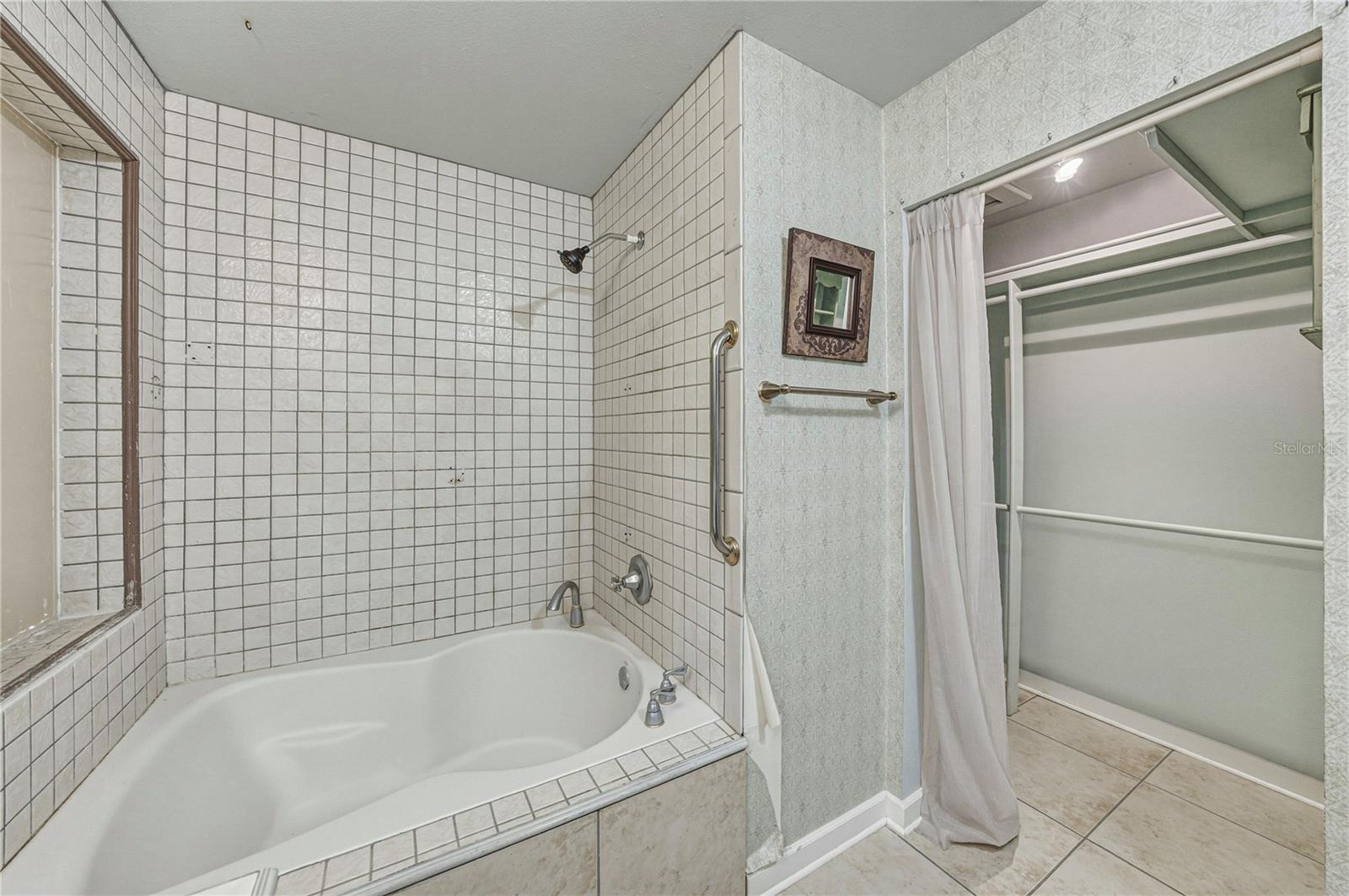 975 CALOOSA ESTATES DR, LABELLE, FL, 33935