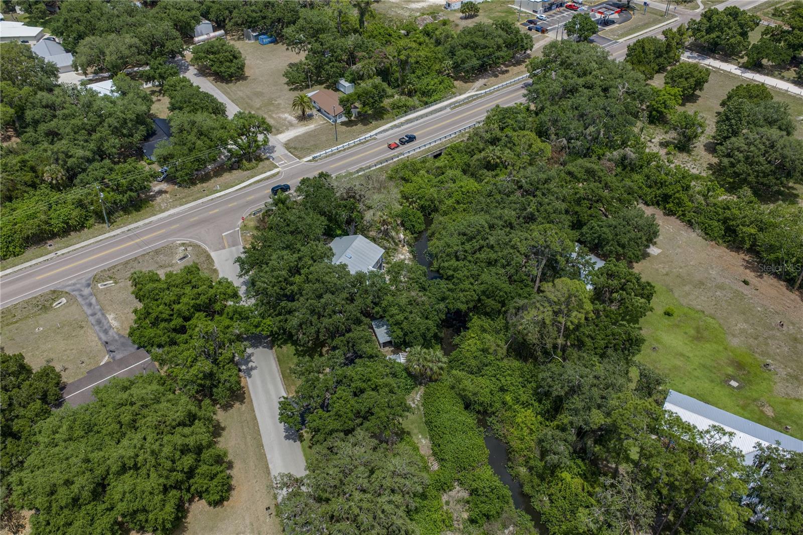 975 CALOOSA ESTATES DR, LABELLE, FL, 33935