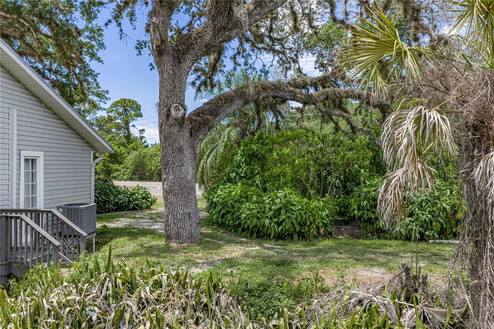 975 CALOOSA ESTATES DR, LABELLE, FL, 33935