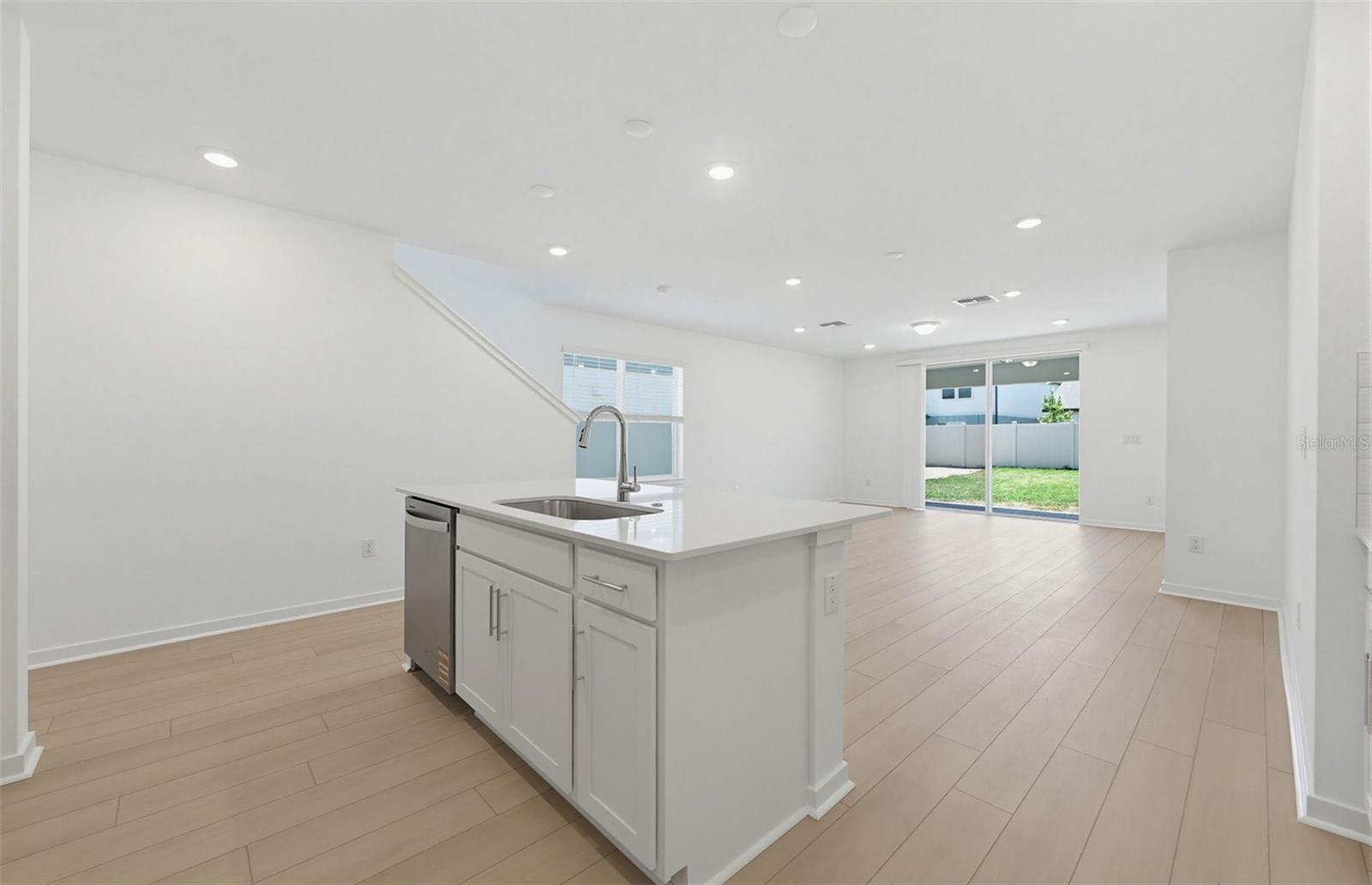 33458 BARNEBROOK DR, WESLEY CHAPEL, FL, 33545