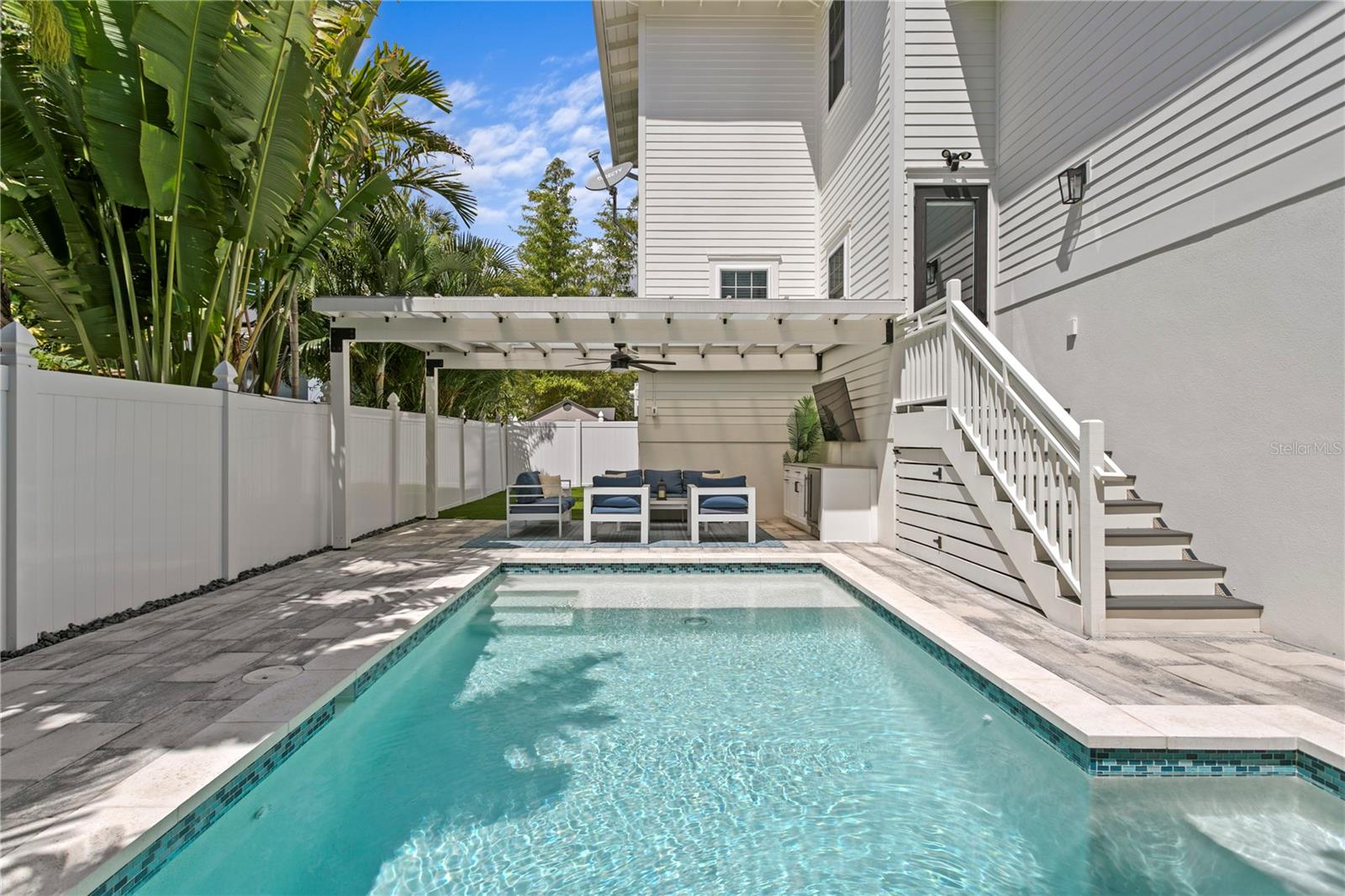 1223 5TH ST S, ST PETERSBURG, FL, 33701