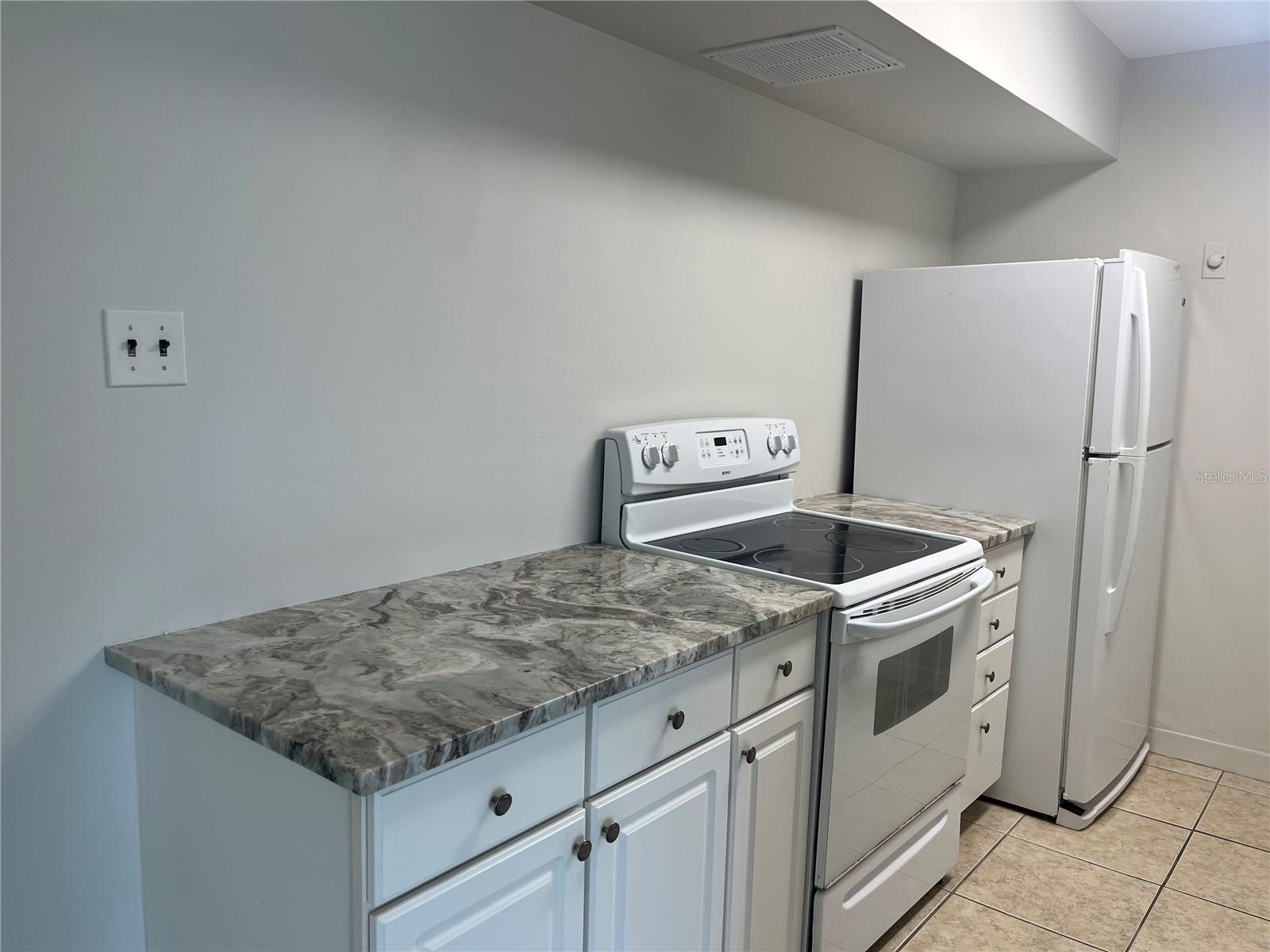 10355 PARADISE BLVD #113, TREASURE ISLAND, FL, 33706