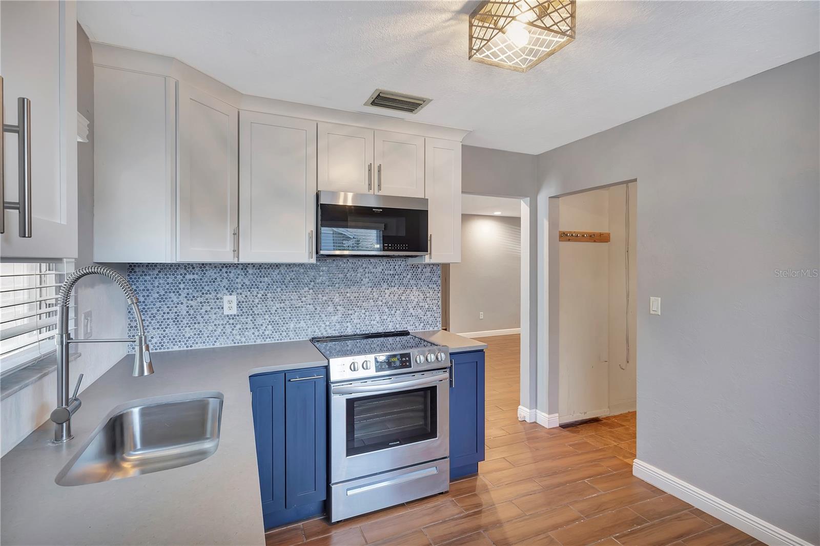 7737 MITCHELL RANCH RD, NEW PORT RICHEY, FL, 34655