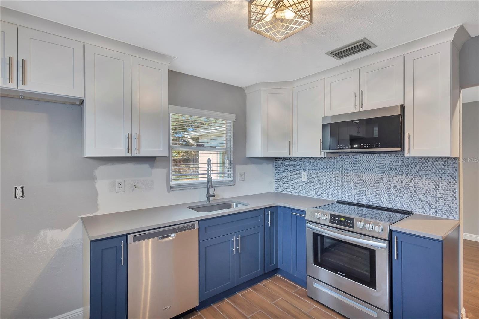 7737 MITCHELL RANCH RD, NEW PORT RICHEY, FL, 34655