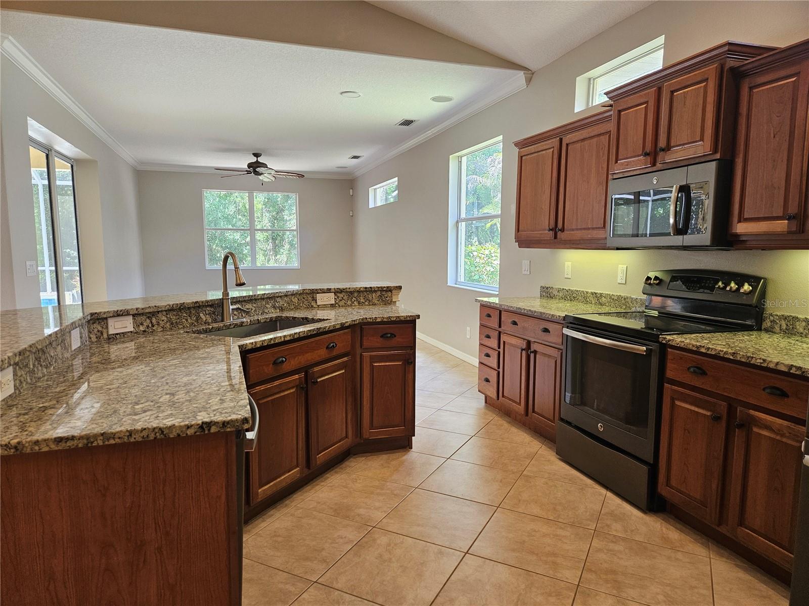 12112 MAPLE RIDGE DR, PARRISH, FL, 34219