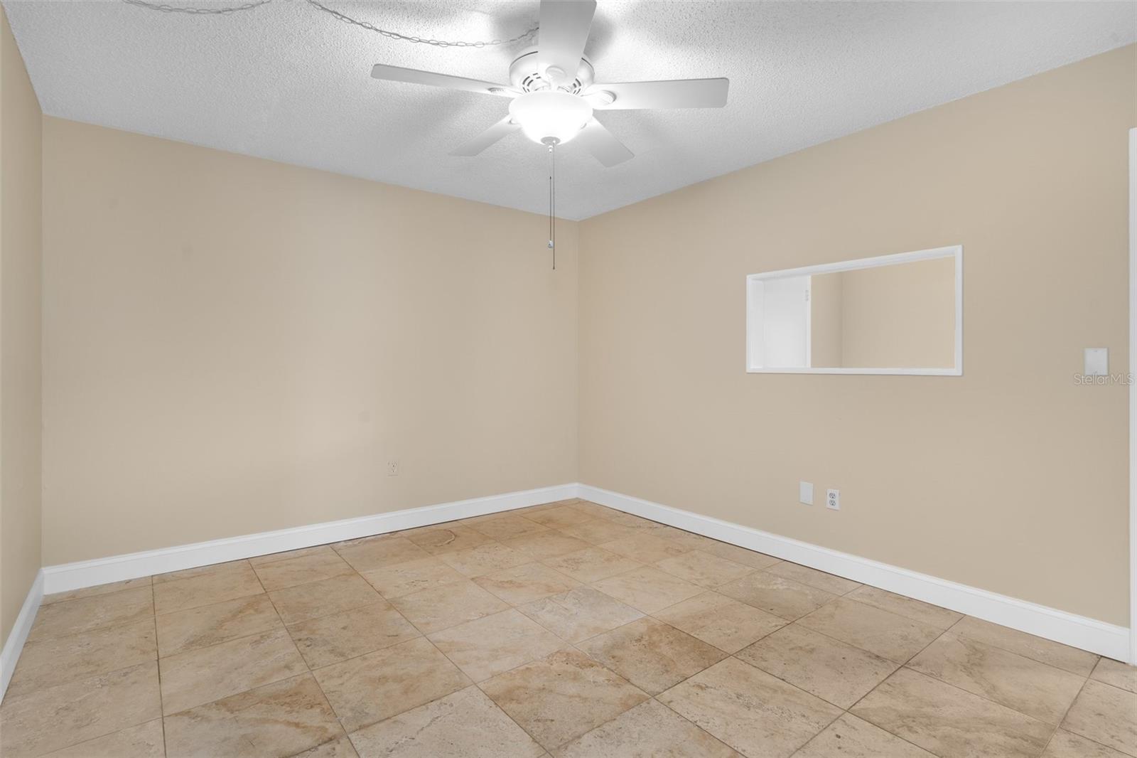 10033 64TH AVE N #4, ST PETERSBURG, FL, 33708
