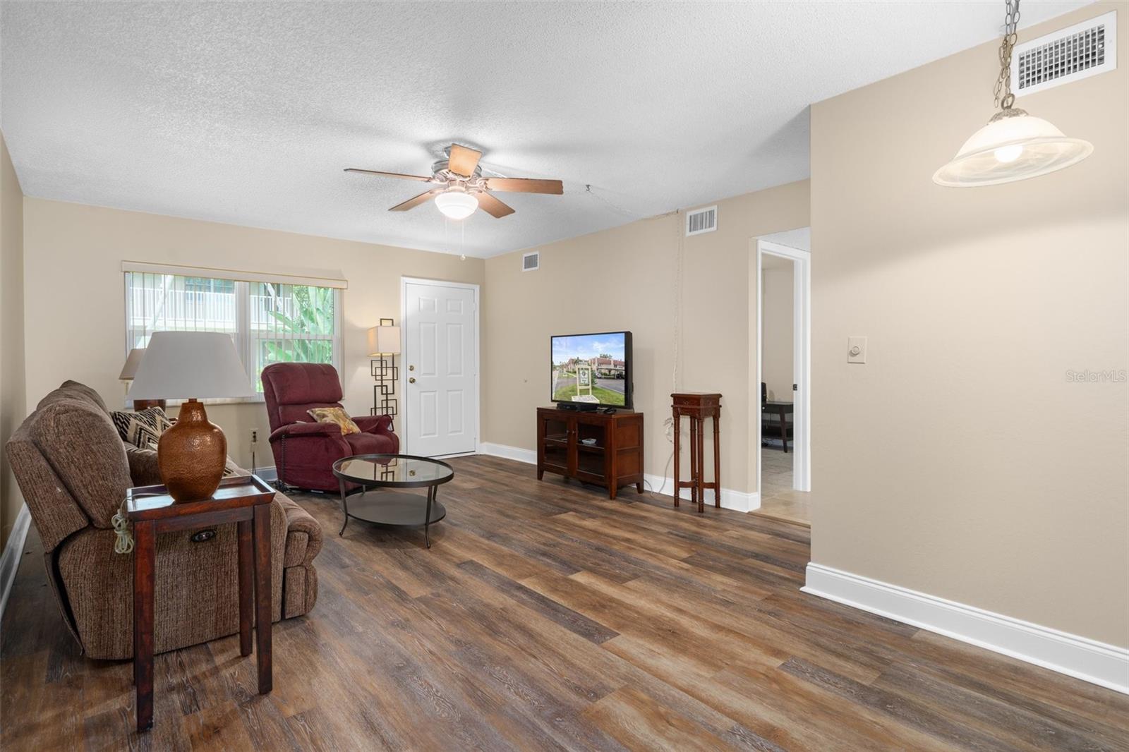 10033 64TH AVE N #4, ST PETERSBURG, FL, 33708