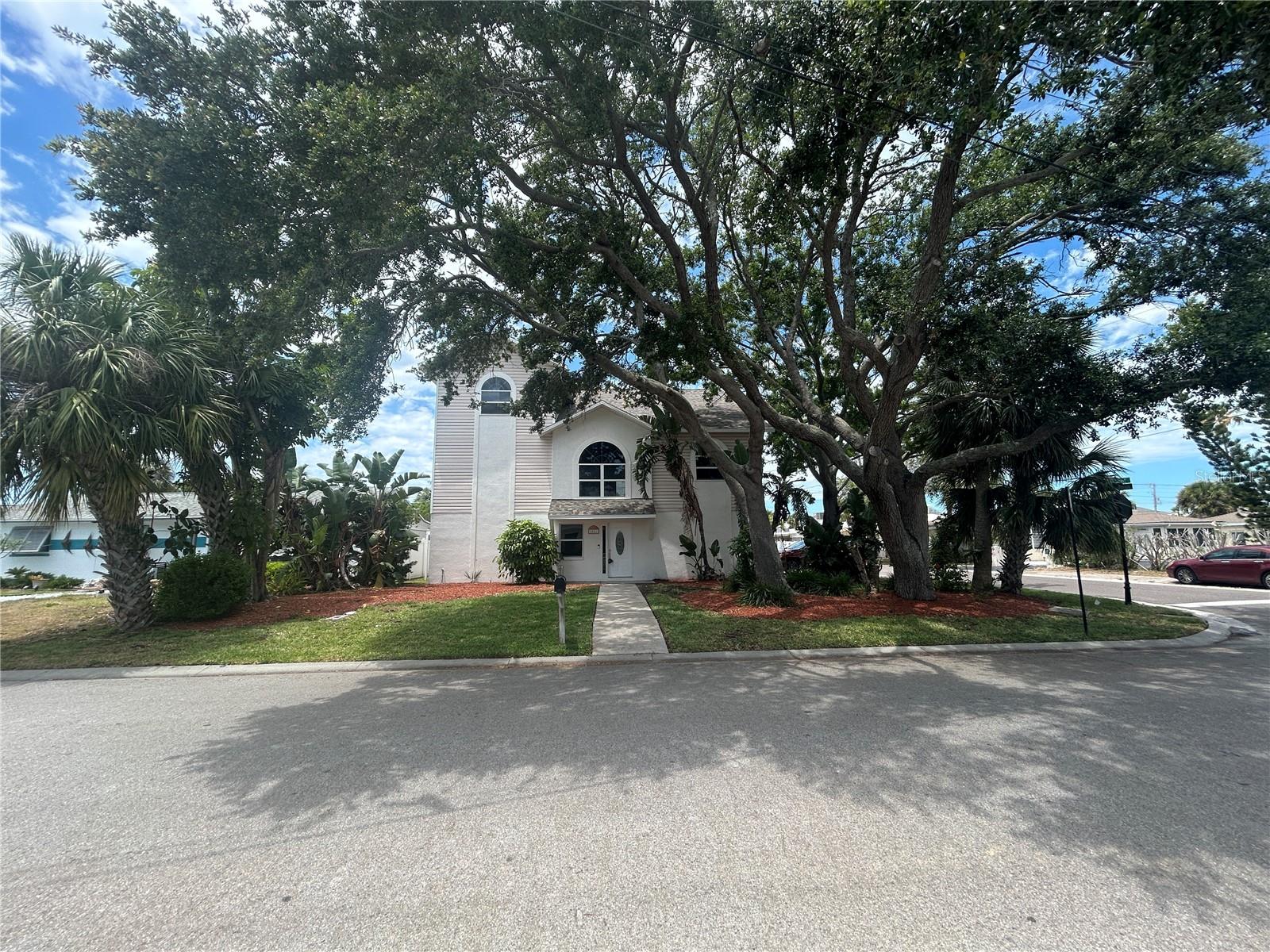1612 1ST ST, INDIAN ROCKS BEACH, FL, 33785