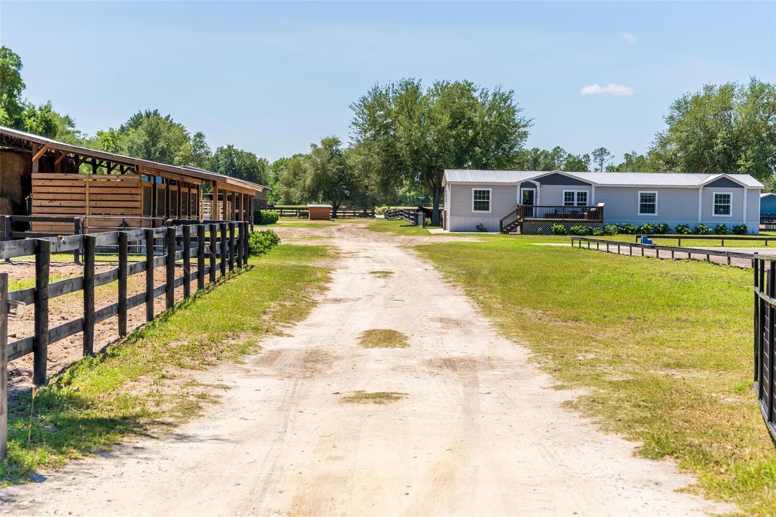 18350 SE 42ND PL, MORRISTON, FL, 32668