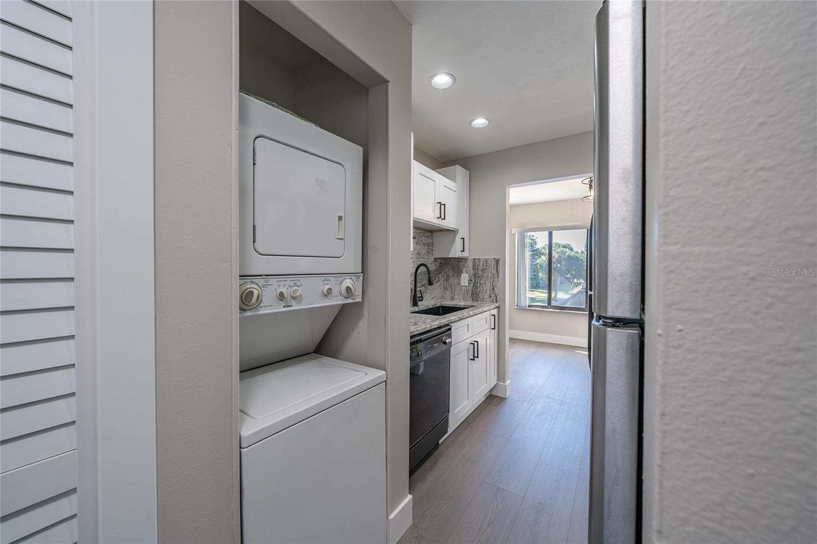372 MOORINGS COVE DR #372, TARPON SPRINGS, FL, 34689