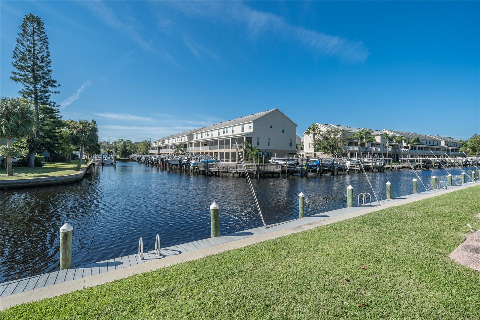 372 MOORINGS COVE DR #372, TARPON SPRINGS, FL, 34689
