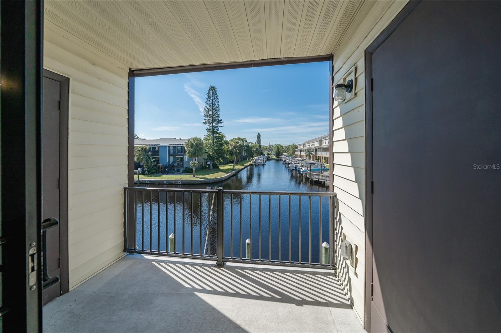 372 MOORINGS COVE DR #372, TARPON SPRINGS, FL, 34689